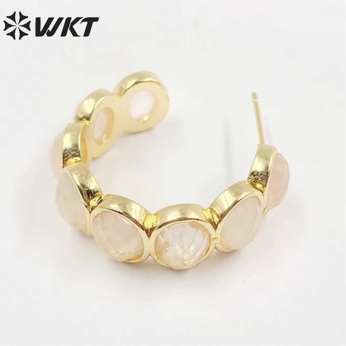 WT-E707 Amazing Fashion Women Natural Gemstone Setting Letter C Crescent Horn Earrings Lady Anniversary Earrings