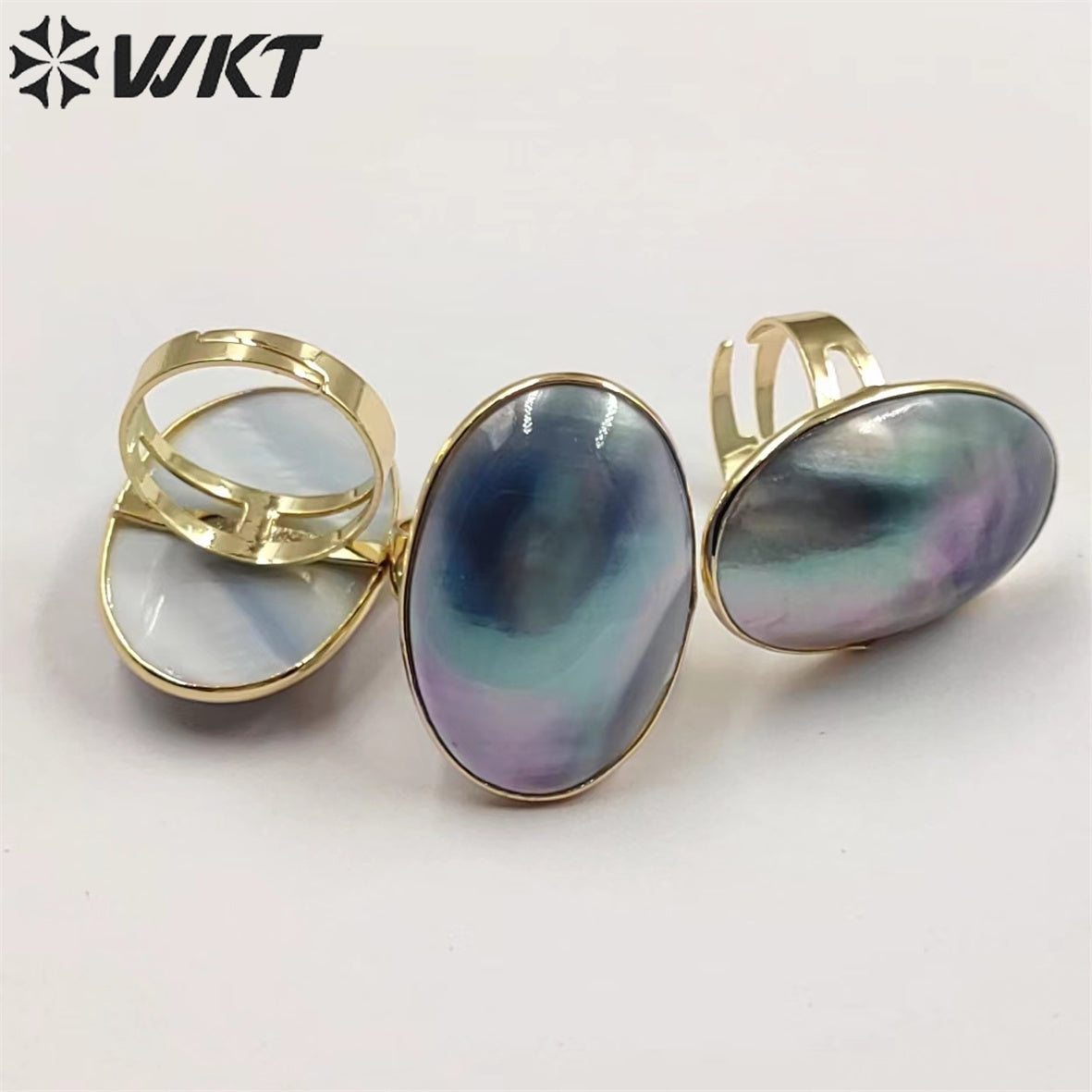 WT-MPR042 Wholesale Women Gorgeous Oval Black Mabe Ring 18k Real Gold Bezel Mother of Pearl Ring Natural Shell Ring