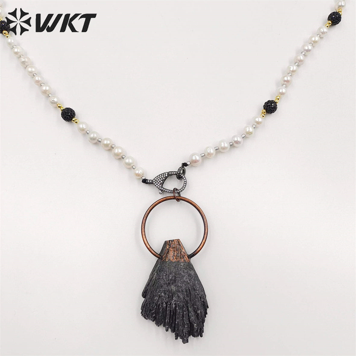 WT-N1415 Wholesale Newest Vintage Style Antique Copper Black Kyanite with Pearl Chain Necklace Pearl Beads Necklace