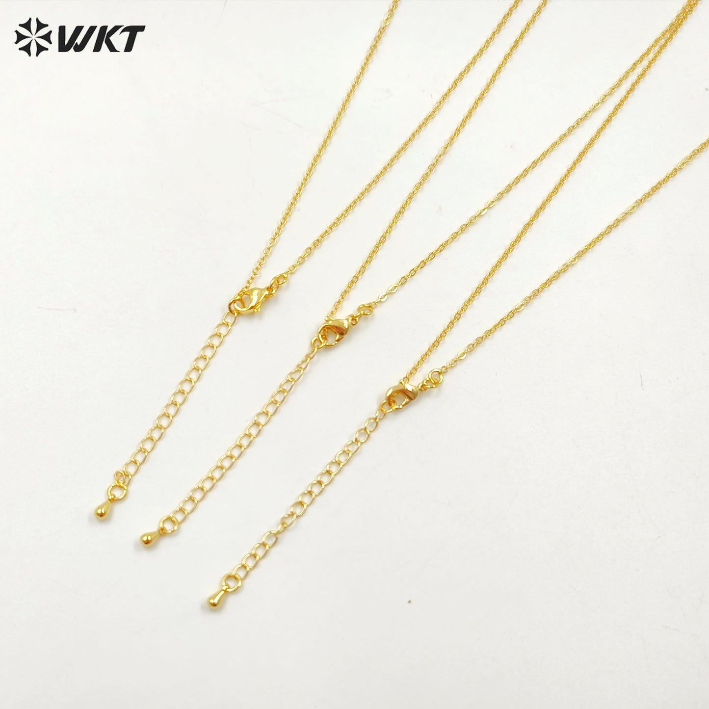 WT-N1082 WKT Wholesale Hot Natural White Yellow Shell Charm Carved 24k Real Gold Plated Tiny Shell Pineapple Necklace