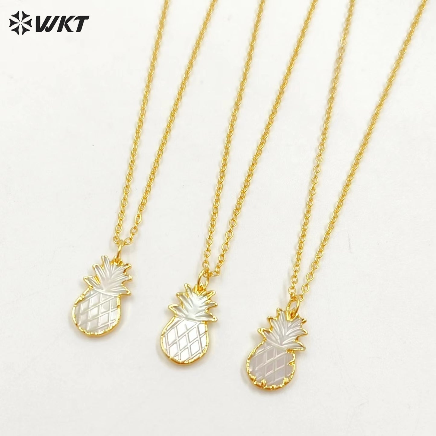WT-N1082 WKT Wholesale Hot Natural White Yellow Shell Charm Carved 24k Real Gold Plated Tiny Shell Pineapple Necklace