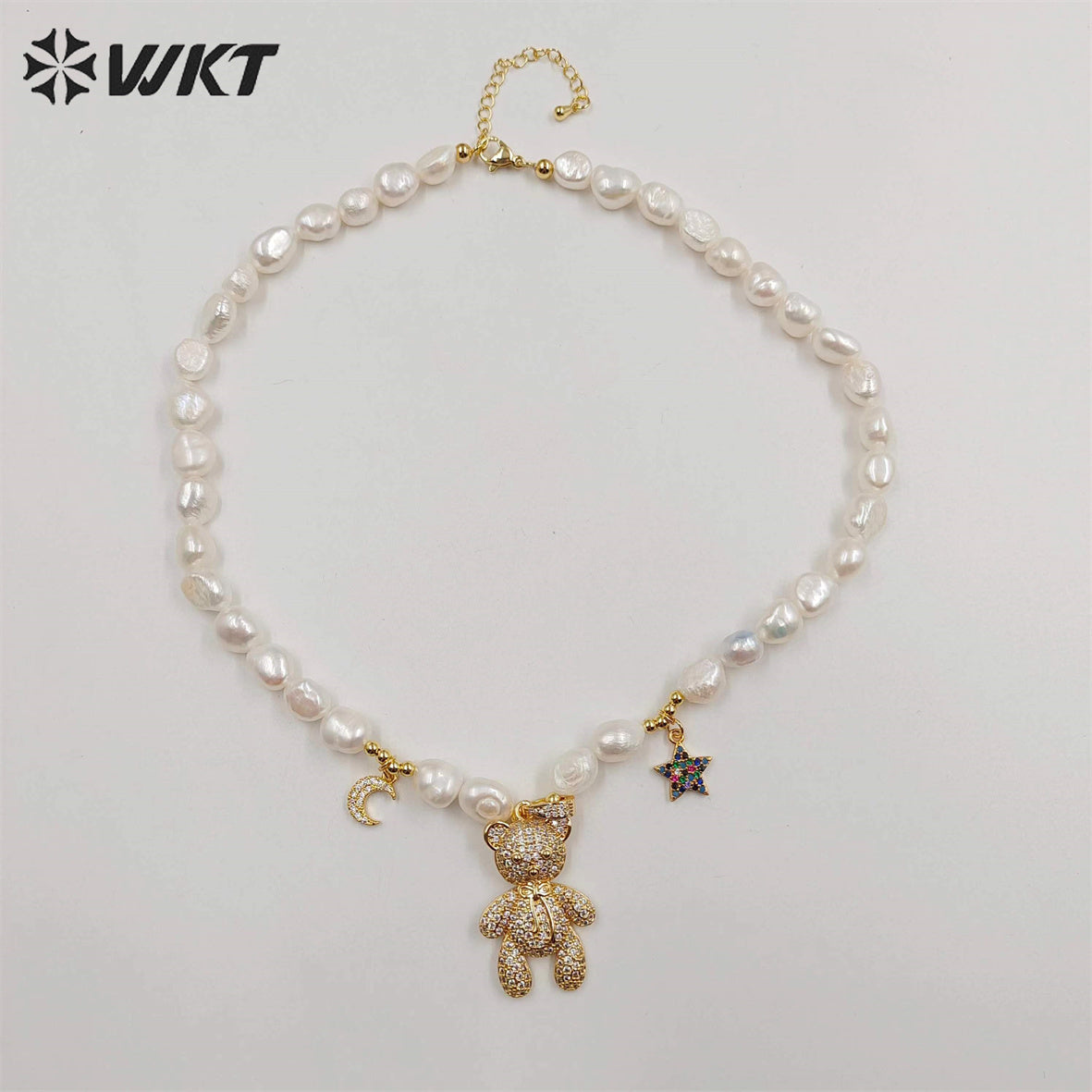 WT-JN231 Wholesale Fashion Gold Hand Strand Freshwater Pearl Beads Necklace 16 Inch Long Choker Lovely Bear Heart Necklace