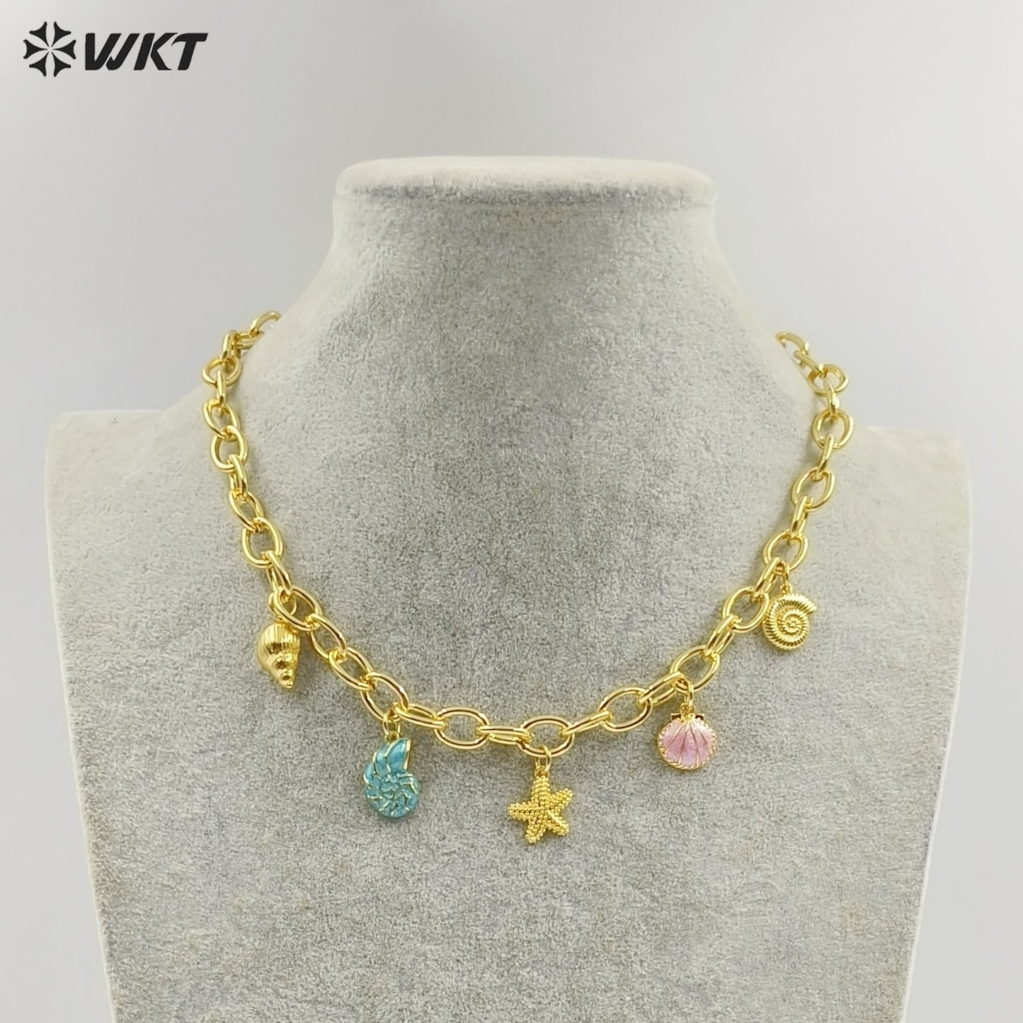 WT-JFN48 High Quality Yellow Brass Big Chain Gold Plated With Ocean Shells Charms Necklace For Ladies Summer Beach Theme Party