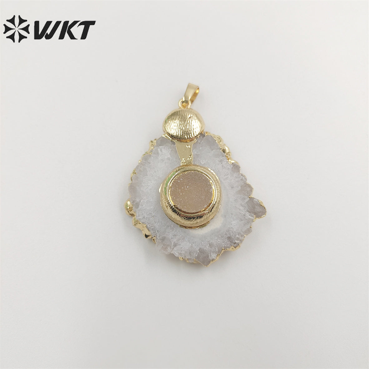 WT-P1852 Amazing Fashion Gold Trim Stalactite Stone Pendant with Druzy Quartz and Pearl Natural Stone Cut Flower Pendants
