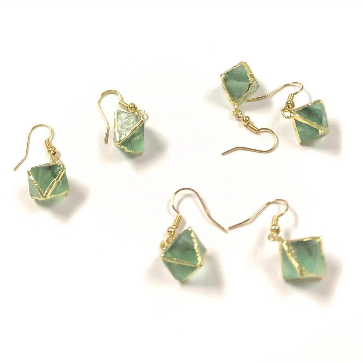 WT-E080 WKT Unique Natural Raw Handmade rainbow Fluorite Stone Earrings Gold Trim Octahedral Stone Earring Charm Gift