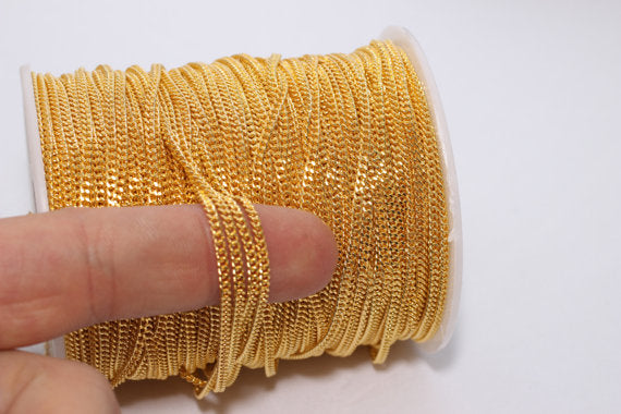 WT-BC073 0.5MM Wholesale Faceted Gold Chain,Fashion Jewelry Supply Faceted Curb Layered Brass Chain