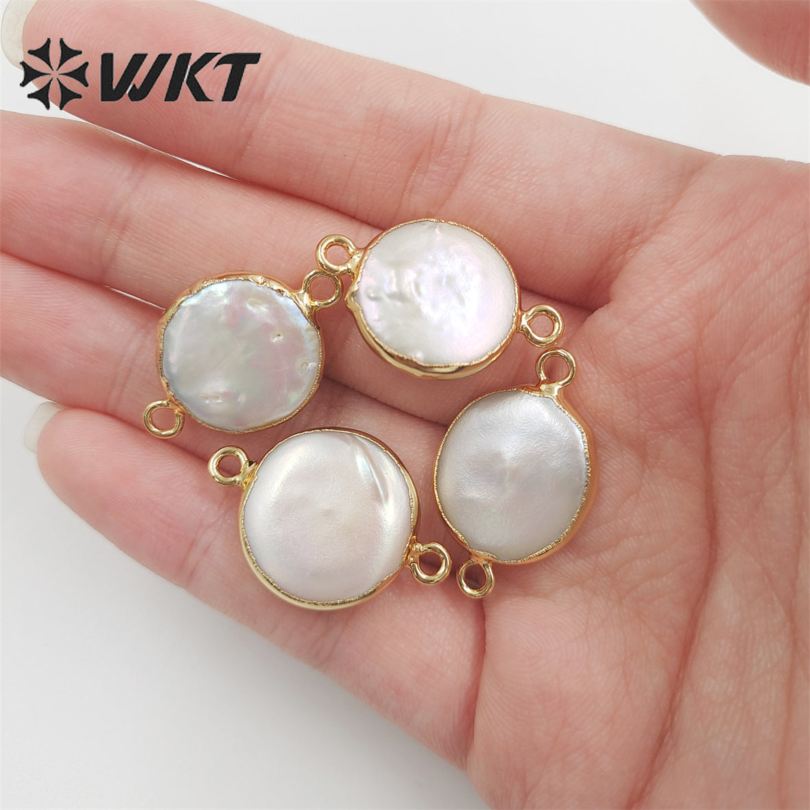 WT-C152 Unique Round Pearl Connector Wholesale for Jewelry Making, Double Loops Natural Pearl Connector with 24k Gold Plated