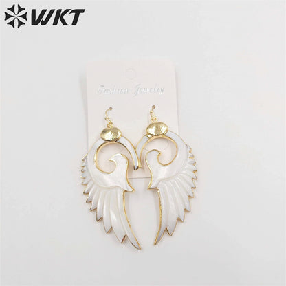 WT-E268 Newest Fashion Morden Gold Plated Shell Feather Earrings Elegant Popular Dangling Real Shell Feather Earrings