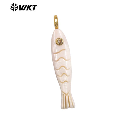 WT-JP525 Hot Popular Colorful Zircon And Natural White Shell Carved Fish Shape Pendant For Women Fashion Necklace DIY Making