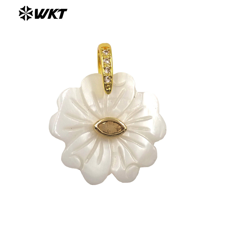 WT-JP485 Exquisite Corolful Zircon And White Shell Carved Flower Shape Gold Pendants For Lady Beautiful Earrings DIY Design