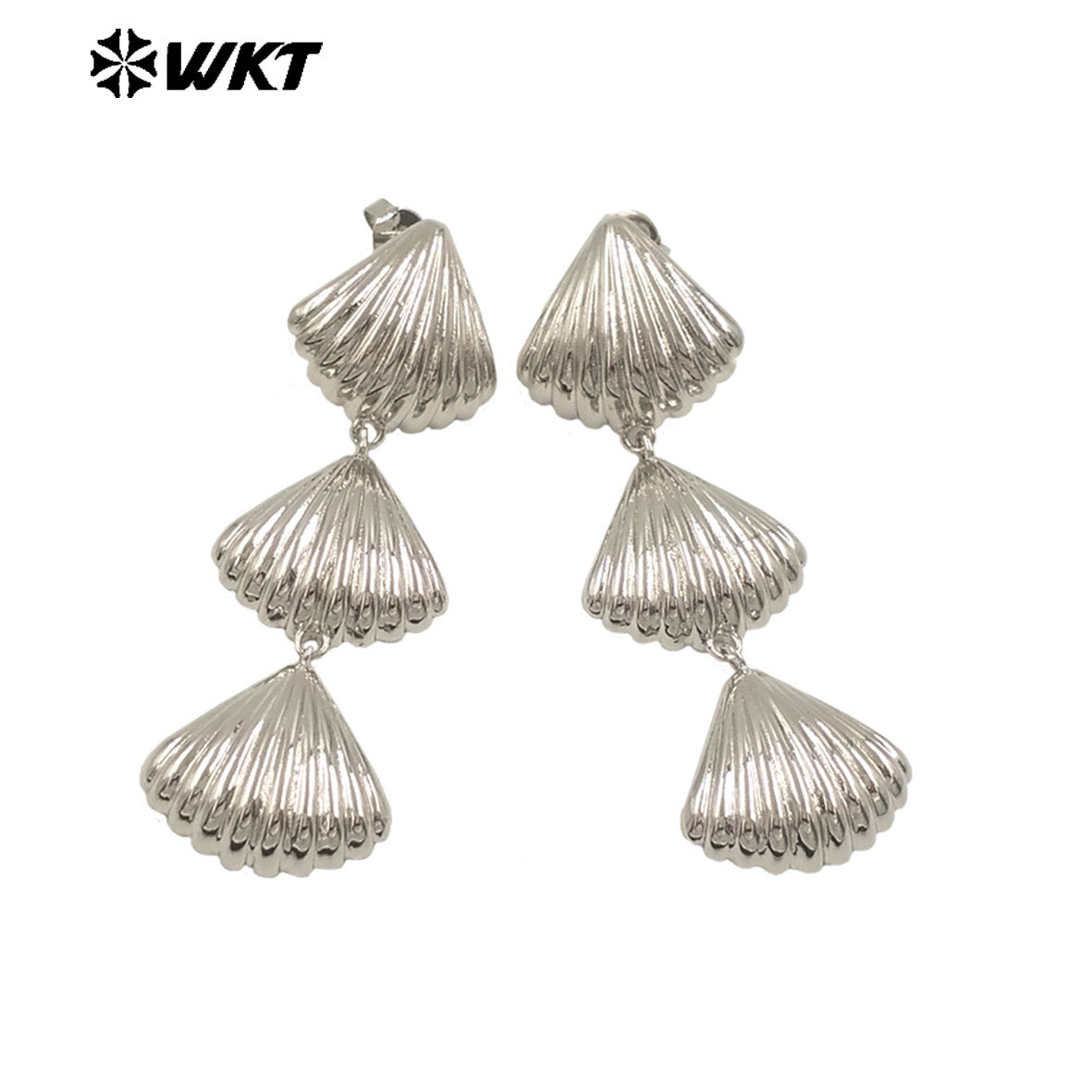 WT-E765 High Quality 18K Gold Plated and Silver Shell Patchwork Long Earrings for Women As Valentine's Day and Anniversary Gifts
