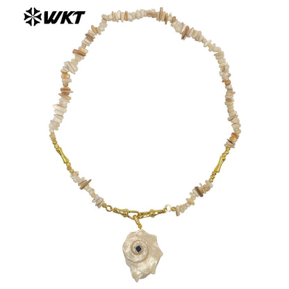 WT-JN378 Amazing Crushed Stone Splicing Brass Chain With Natural Trumpet Shell Pendant Necklace For Lady Vacation Style Jewelry