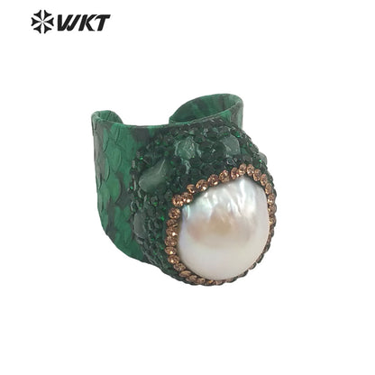 WT-MPR066 Gorgeous Baroque Pearl & Rhinestone Quartz Stone Ring With Pearl for Women Lucky Unique Design Stone Ring