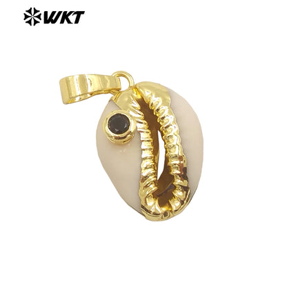 WT-JP141 Specially Designed Natural Cowrie Shell Pendant with Half Plating and Multiple Color Beads Natural Cowrie Pendant