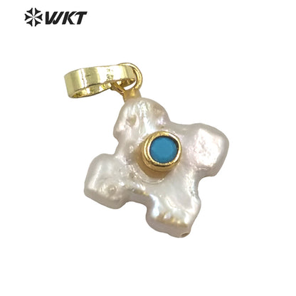 WT-JP247 Amazing Elegant Natural Irregular Freshwater Pearl Charm Pendant Women's Fashion Leaf Shape Pearl Pendants for Friends