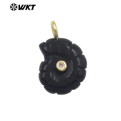 WT-P2051 Good Quality Cute Design Zircon Gold Plated Natural Gemstones Carved Trumpet Pendants As Friend Gift DIY Jewelry