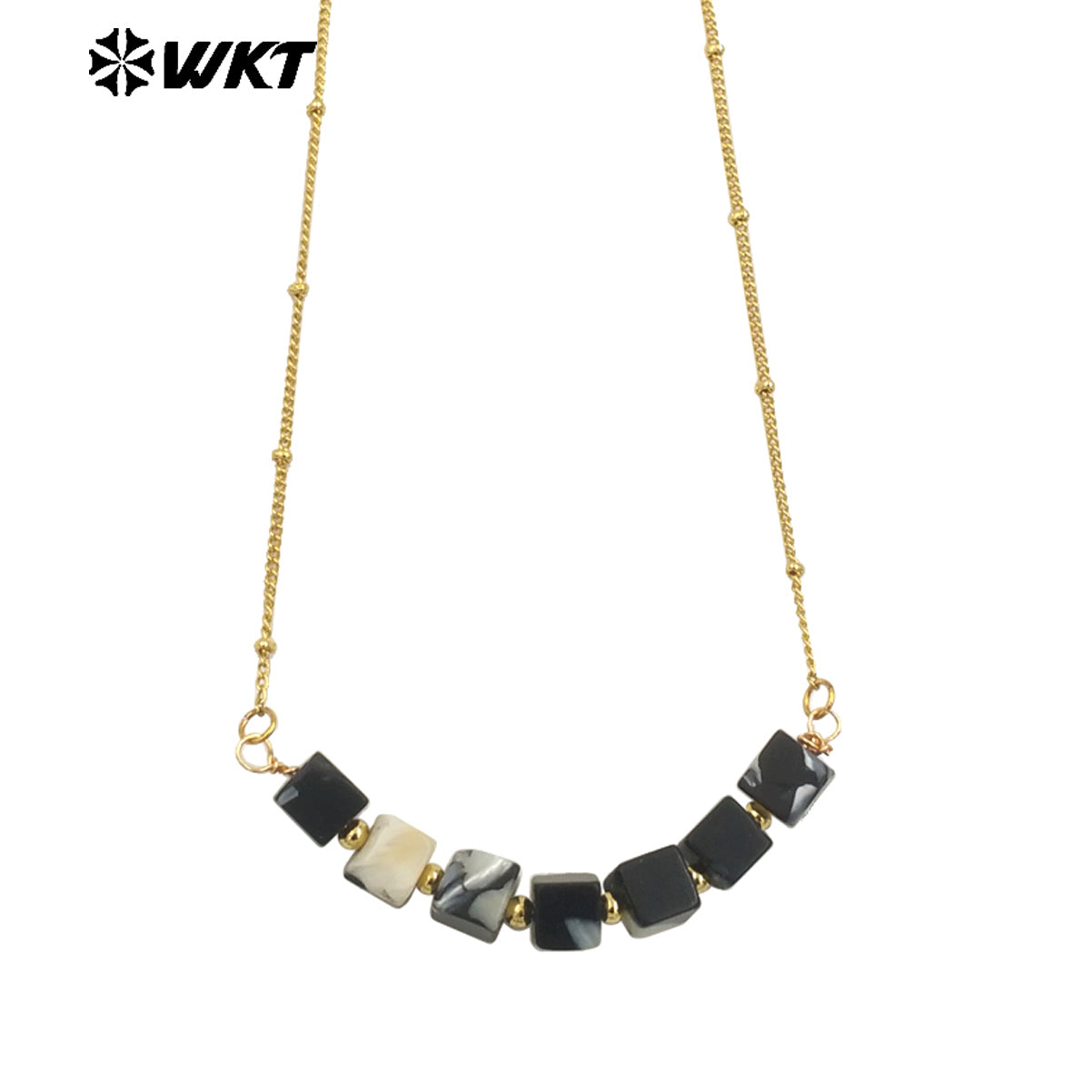 WT-N1469 Wholesale Fashion Elegant Handmade Square Natural Space Shell Beads Necklace Boho Women Style