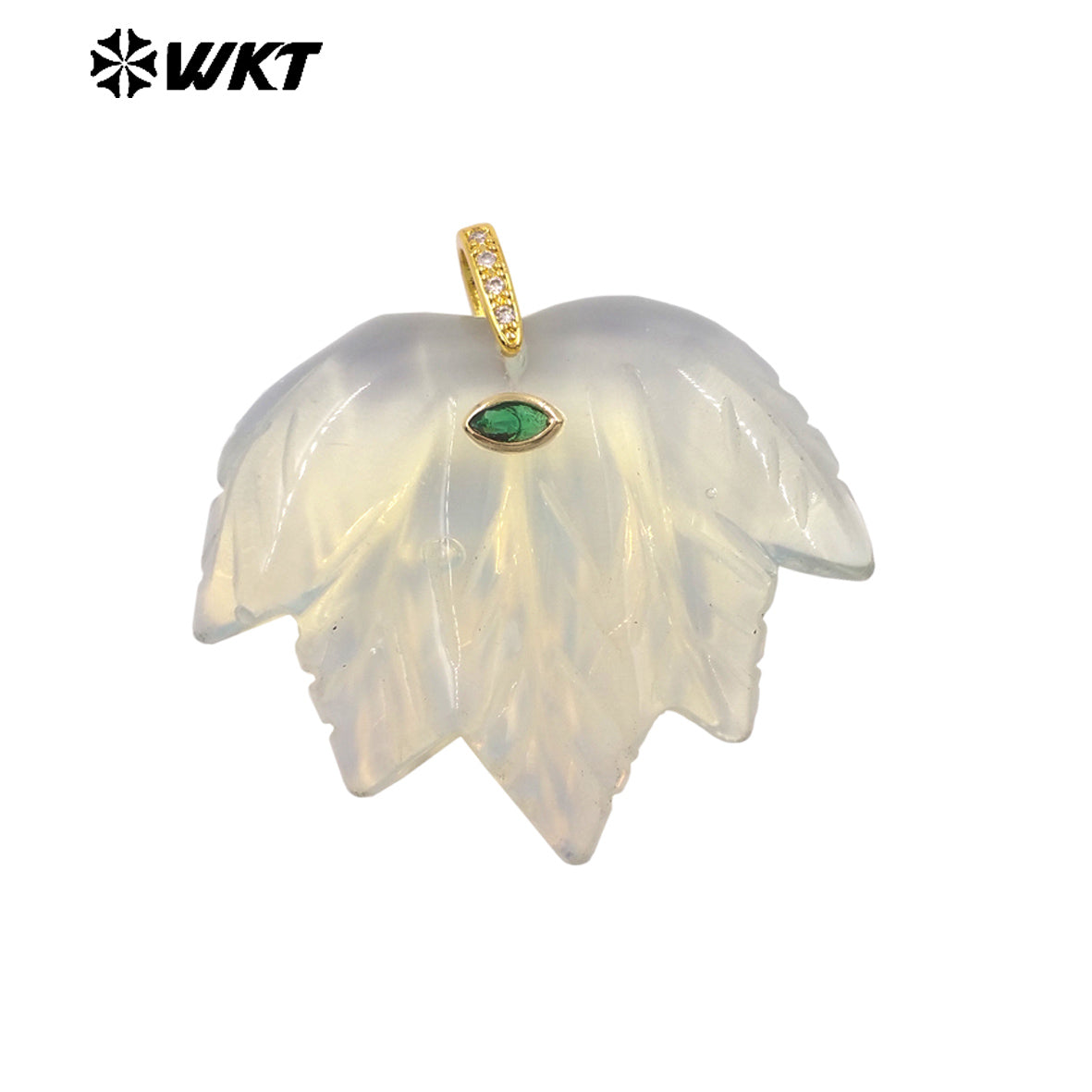 WT-P2136 Delicate Fashion Zircon And Natural Gemstones Carved Leaf Shape Gold Pendants For Lady Handmade Necklace Design