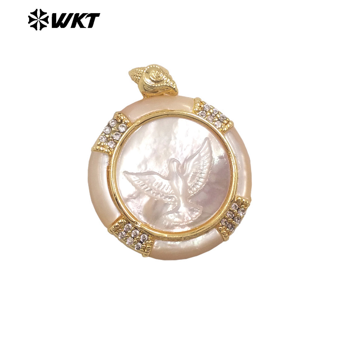 WT-JP468 Minimalist 18K Gold Plated Zircon And Natural Shell Round Religious Styles Pendants For Fashion Necklace Making