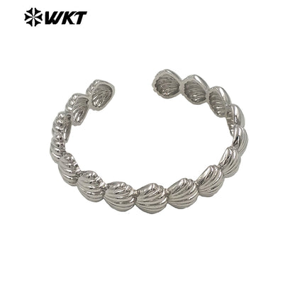 WT-JF355 Newest Shell Shape Cuff Bangle With Gold Silver Plated Metal Yellow Brass For Women Daily Jewelry Resist Tarnishable