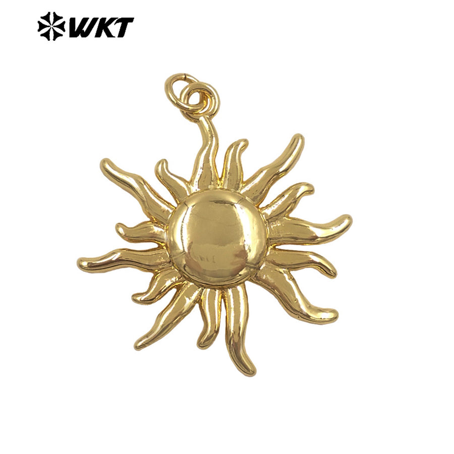 WT-P2080 Wholesale Vintage Style Gold Plated On Brass Multi Designs Sun Shape Metal Pendants For Female Jewelry Decoration