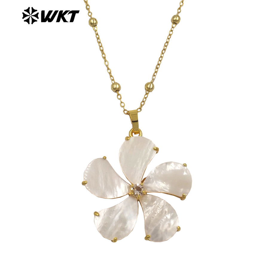 WT-JN310 New Design Exquisite Natural Abalone Shell Flower Necklace 18K Gold Plated Beads Chain for Ladies Valentine's Day Gift