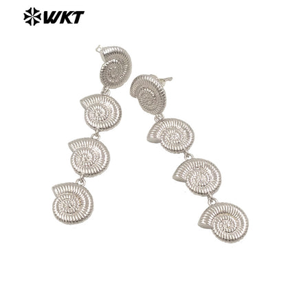 WT-E763 Wholesale New Products 18K Gold Plated and Silver Conch Shell Shape Long Earrings for Women Suitable for Beach Vacations