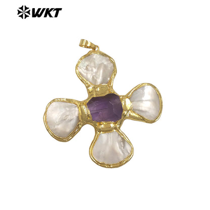 WT-JP425 Fashion Attractive Gold Plated Shell Middle With Natural Gemstones Flowers Shape Pendant For Jewelry Diy Making