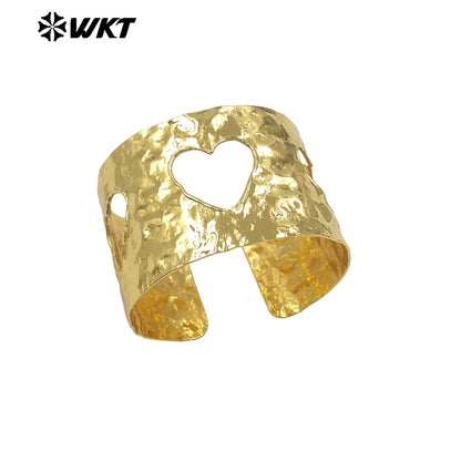 WT-JF381 Trendy Design 18K Gold Plated Yellow Brass Hollow Flower Heart Shape Bangle For Women Romantic Jewelry Accessory