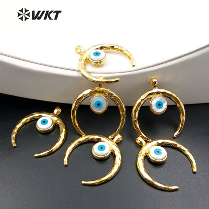 WT-P1115 Big Eye Crescent Pendant Fashion Gold Bezel Horn Pendant Wholesale Shell Eye Pendant for Jewelry Design