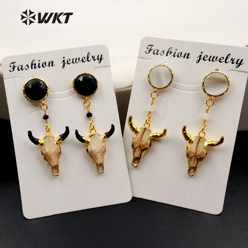 WT-E364 Fashion Wholesale Buffalo Head With Gemstone for Women Gift Lovely Buffalo Head Earring in Gold Plated