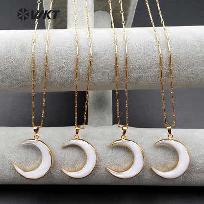 WT-N972 Wholesale New Arrival Natural Pearl Shell Pendant Necklace White Moon Shape Mother Birthday Stone Generous Necklace