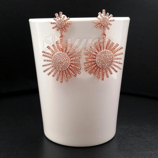 ME017 WKT New Fashion Cubic Zircon Jewelry Beautiful Sun Shape Micro Pave Dangle Earrings