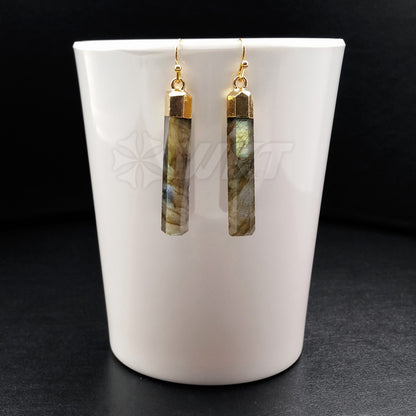WT-E353 Wholesale Simple Stick Design Natural Labradorite Earrings, Raw Fashion Gold Terminated Stone Labradorite Earrings