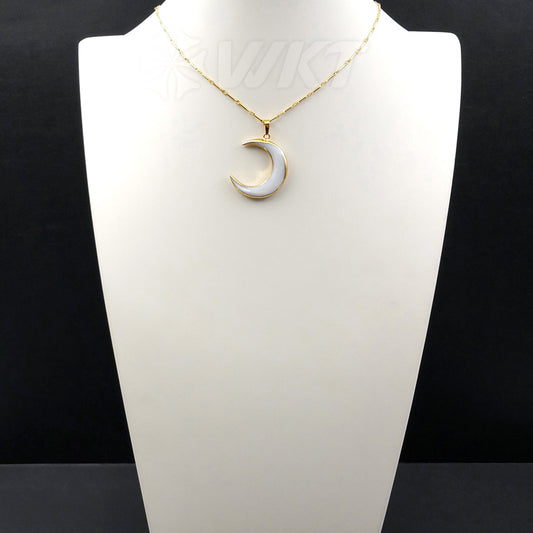 WT-N972 Wholesale New Arrival Natural Pearl Shell Pendant Necklace White Moon Shape Mother Birthday Stone Generous Necklace
