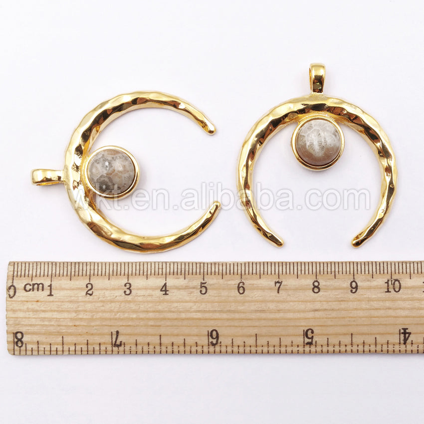 WT-P1108 Fashion Pendant With Natural Agate 24k Full Gold Dipped Pendant Women Wholesale Crescent Pendant