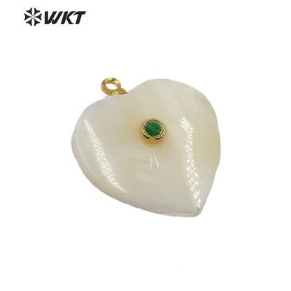 WT-JP209 Natural Heart Shell Pendant With CZ Charm Stylish Jewelry Heart Shape Shell Pendant Gift for Lady