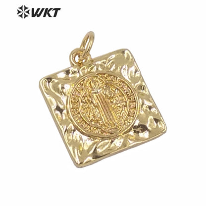 WT-MP193 Wholesale Populared Gold Electroplated square Shape Medals for Jewelry Making Jesus's Father Image Pendant