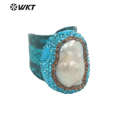 WT-MPR066 Gorgeous Baroque Pearl & Rhinestone Quartz Stone Ring With Pearl for Women Lucky Unique Design Stone Ring