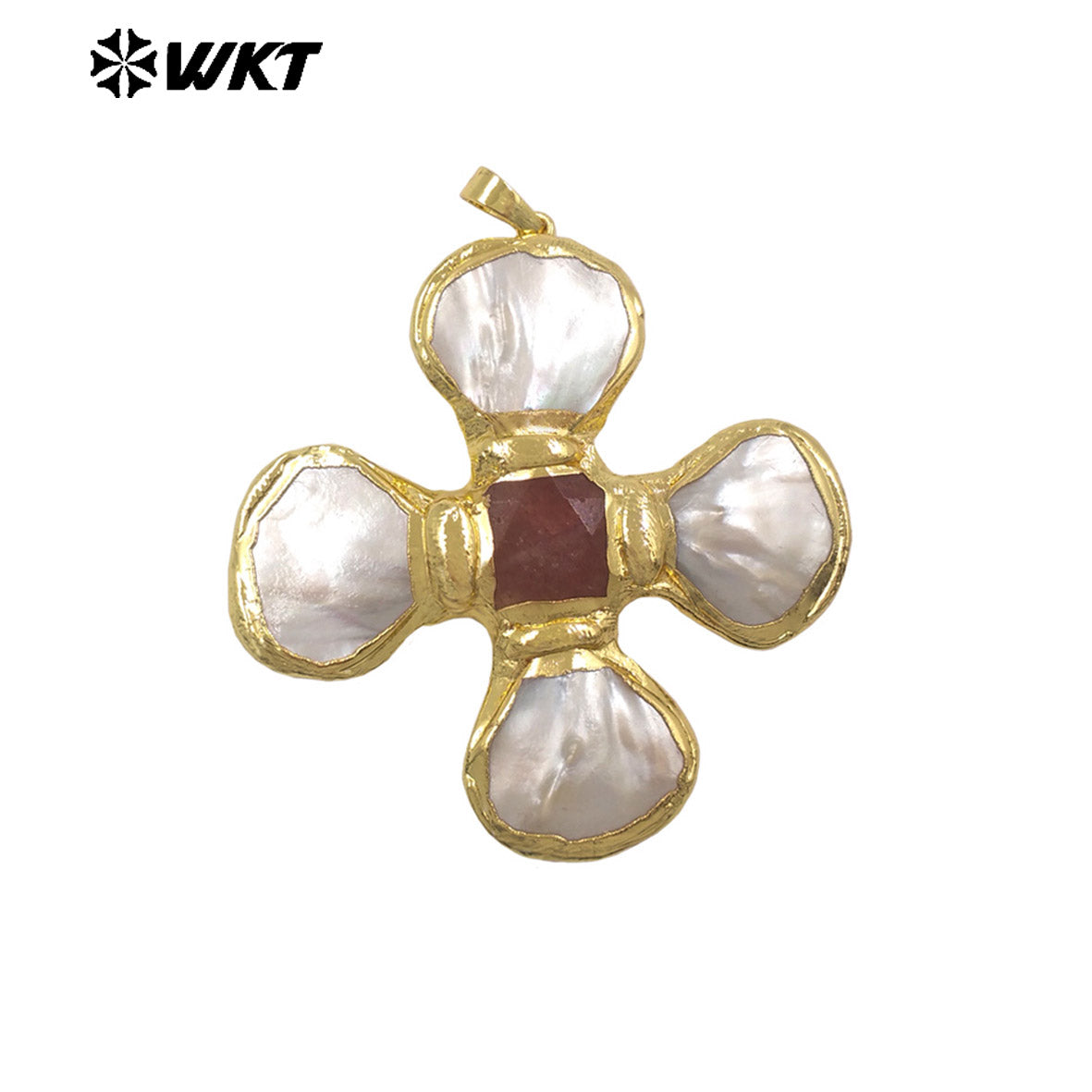 WT-JP425 Fashion Attractive Gold Plated Shell Middle With Natural Gemstones Flowers Shape Pendant For Jewelry Diy Making