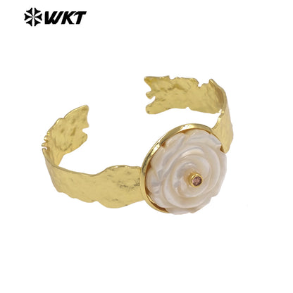 MPB145 New Product 18K Gold Electroplated Zircon And White Shell Carved Flower Shape Cuff Bangle For Women Fashion Accessory