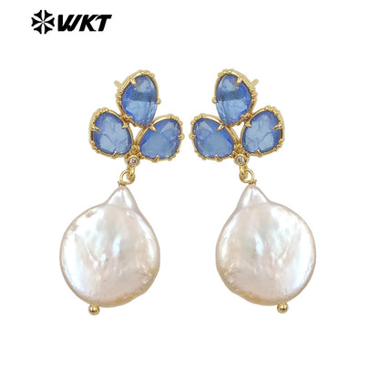 WT-MPE136 Wholesale Fashion Gold Plated Precious Natural Round Coin Real Pearl Earring Studs With Fashion Saphire