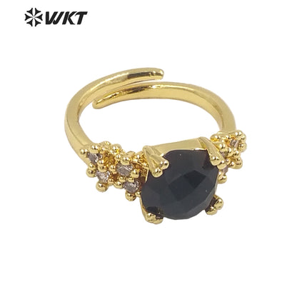 WT-R449 Wholesale Micropaved Cubic Zircon Decorative Square Stone Ring for Birthday Gift Ring Trendy Rose Quartz Ring
