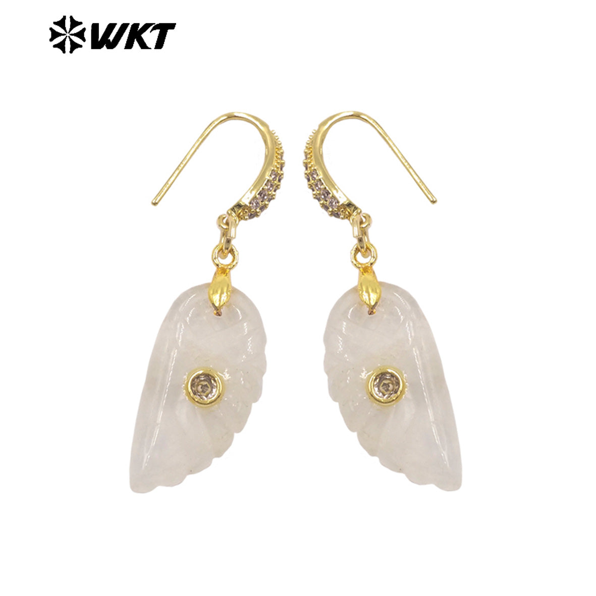 WT-E818 Wholesale Trendy Natural Gemstones Hand Carved Feather Shape Women Gold Earrings For Lady Dance Party Wearing Accessory