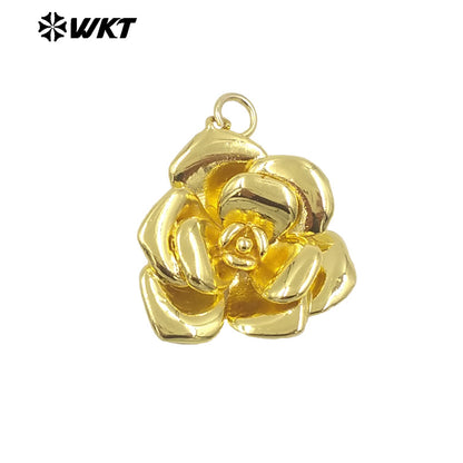 WT-P2000 Elegant and European Style Vividly Rose Flower Charms Jewelry Yellow Brass Handmade Pendant for Necklace