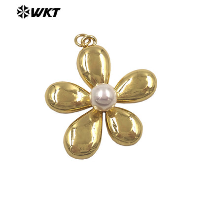 WT-P2079 Boutique Fashion Gold Plated Brass And Artificial Pearl Flowers Shape Pendants As Girls Handmade Jewelry Findings
