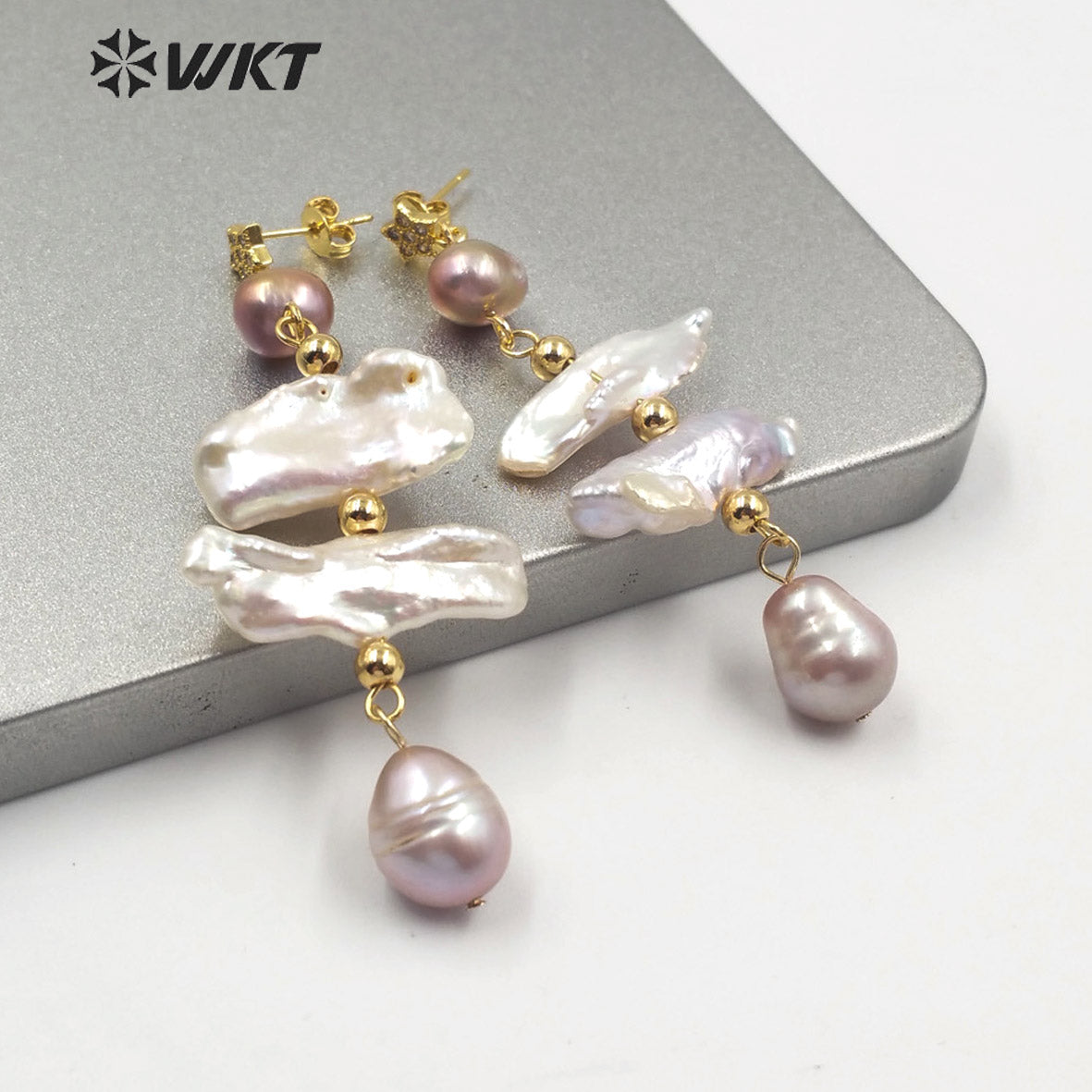 WT-MPE015 Wholesale Elegant Freshwater Pearl Long Earring Real Gold Plated Lady Charm Jewelry Natural Pearl Dangling Earring