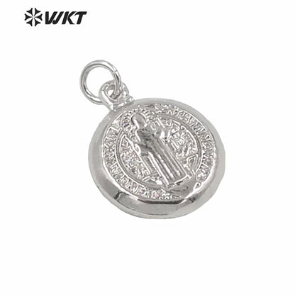 WT-MP153 Wholesales Gold Electroplated Religious Jewelry Jesus Christ Pendant Small Size Round Gold Coin Pendant Jesus Pendants