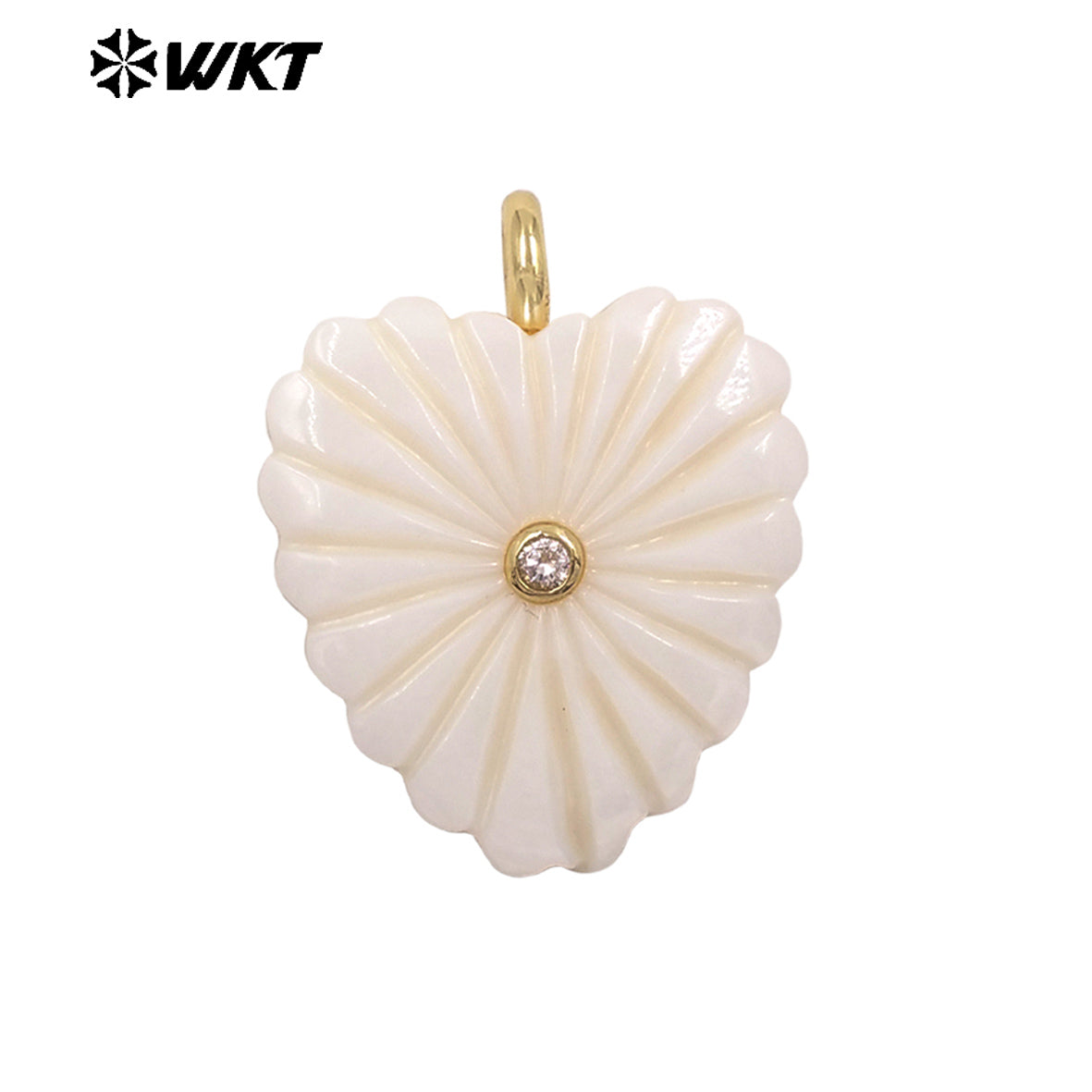 WT-JP526 Newest Exclusive Design Zircon And White Shell Hand Carved Heart Shape Pendant For Girls Romantic Jewelry Decorative