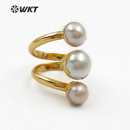 WT-R311 Wholesale Three Round Freshwater Pearl Rings Smoothly Tiny Pearl With Gold Bezel Natural Pearl Rings